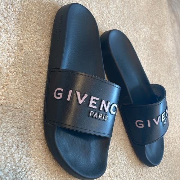 Givenchy slides - Picture 3 of 3